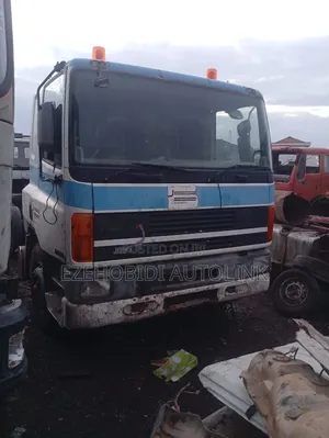 Tokunbo Daf 75, Ati Model Cap and Chassis. Spring Spring. Right Hand.