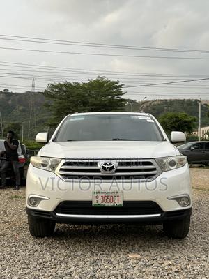 Toyota Highlander Limited 2012 White