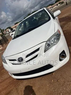 Toyota Corolla 2014 White