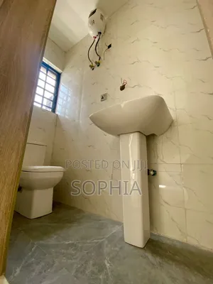 5bdrm Apartment in De Avocado Smart And, Alimosho for sale