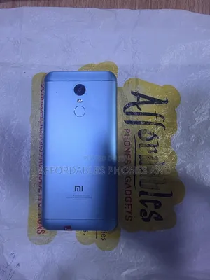 Xiaomi Redmi 5 Plus 32 GB Red