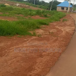 500 SQM of Land at Nkwubor Nike Close to CUE on Tired Road for 9m.