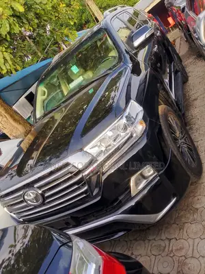Toyota Land Cruiser 2018 Black