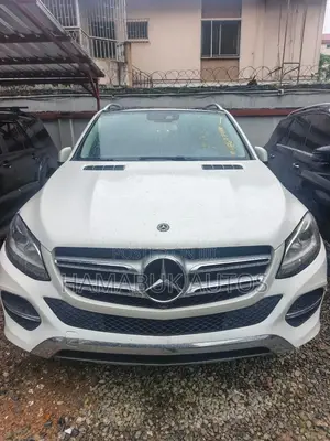 Mercedes-Benz GLE-Class 2017 White