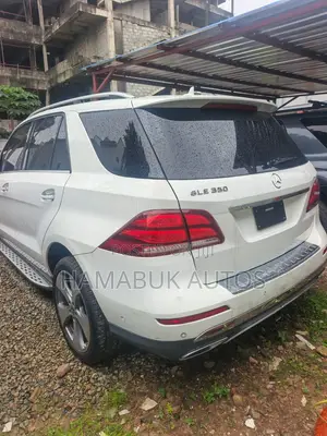 Mercedes-Benz GLE-Class 2017 White