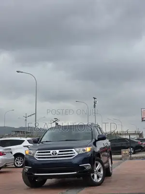Toyota Highlander 2013 Blue