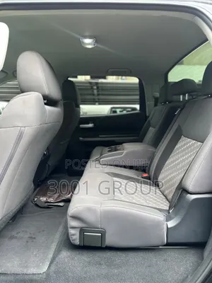 Toyota Tundra 2022 Black