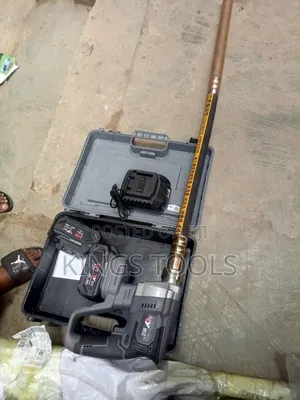 Cordless Concrete Vibrator Machine