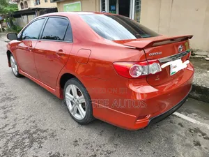 Toyota Corolla 2013 Red
