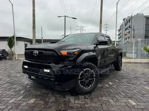 Toyota Tacoma 2025 Black