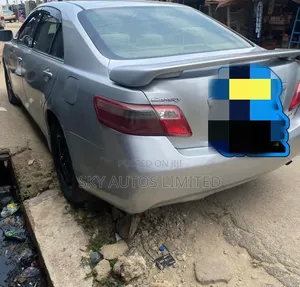 Toyota Camry 2009 Silver