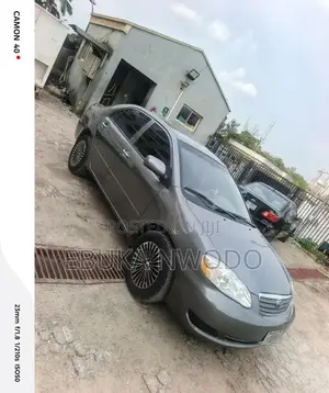 Toyota Corolla 2005 Gray