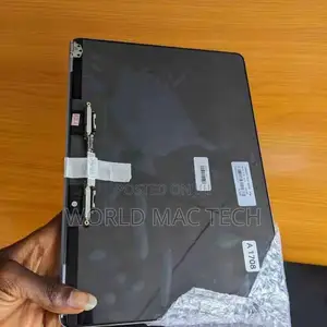 Laptop Apple MacBook 1GB HDD+SSD 6T