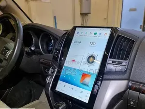 Toyota Land Cruiser Tesla Android Screen With Reverse Camera