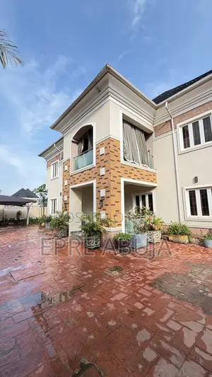 4bdrm Duplex in Apo District for rent