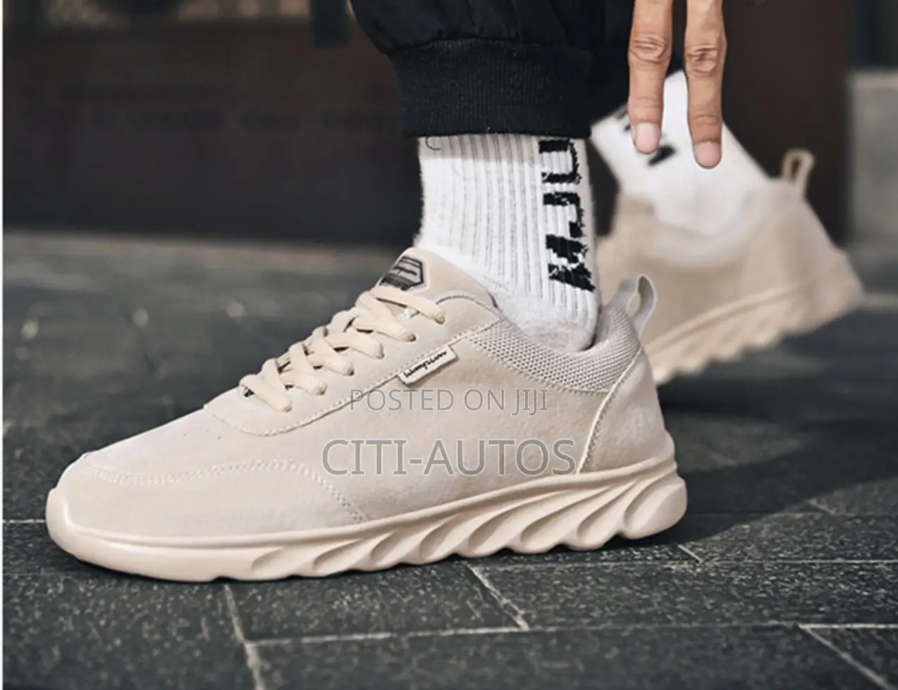 Classic Sneaker Canvas