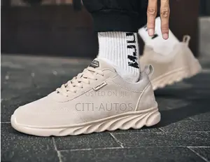 Classic Sneaker Canvas