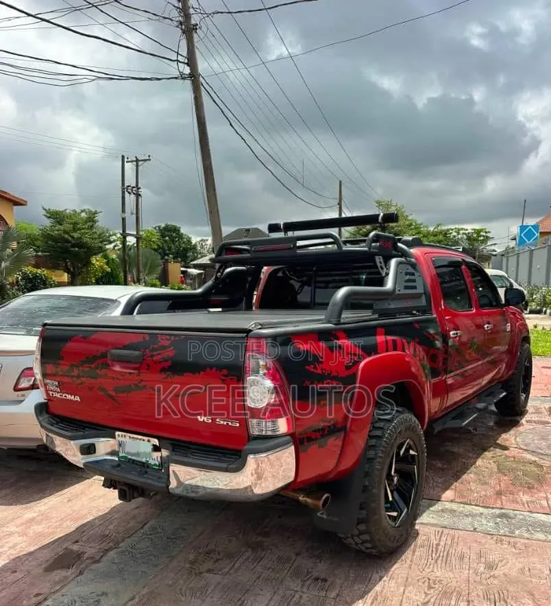 Toyota Tacoma 2014
