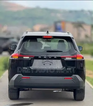 New Toyota RAV4 XLE Premium 2026 Black