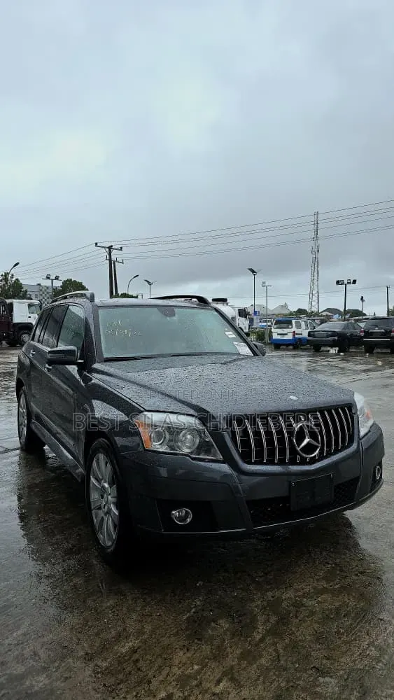 Mercedes-Benz GLK-Class 2011 Gray