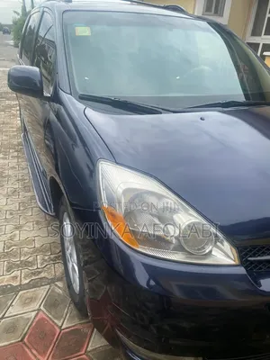 Toyota Sienna XLE Limited AWD (3.3L V6 5A) 2004 Blue