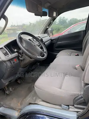 Toyota Grand HiAce 2002 Blue