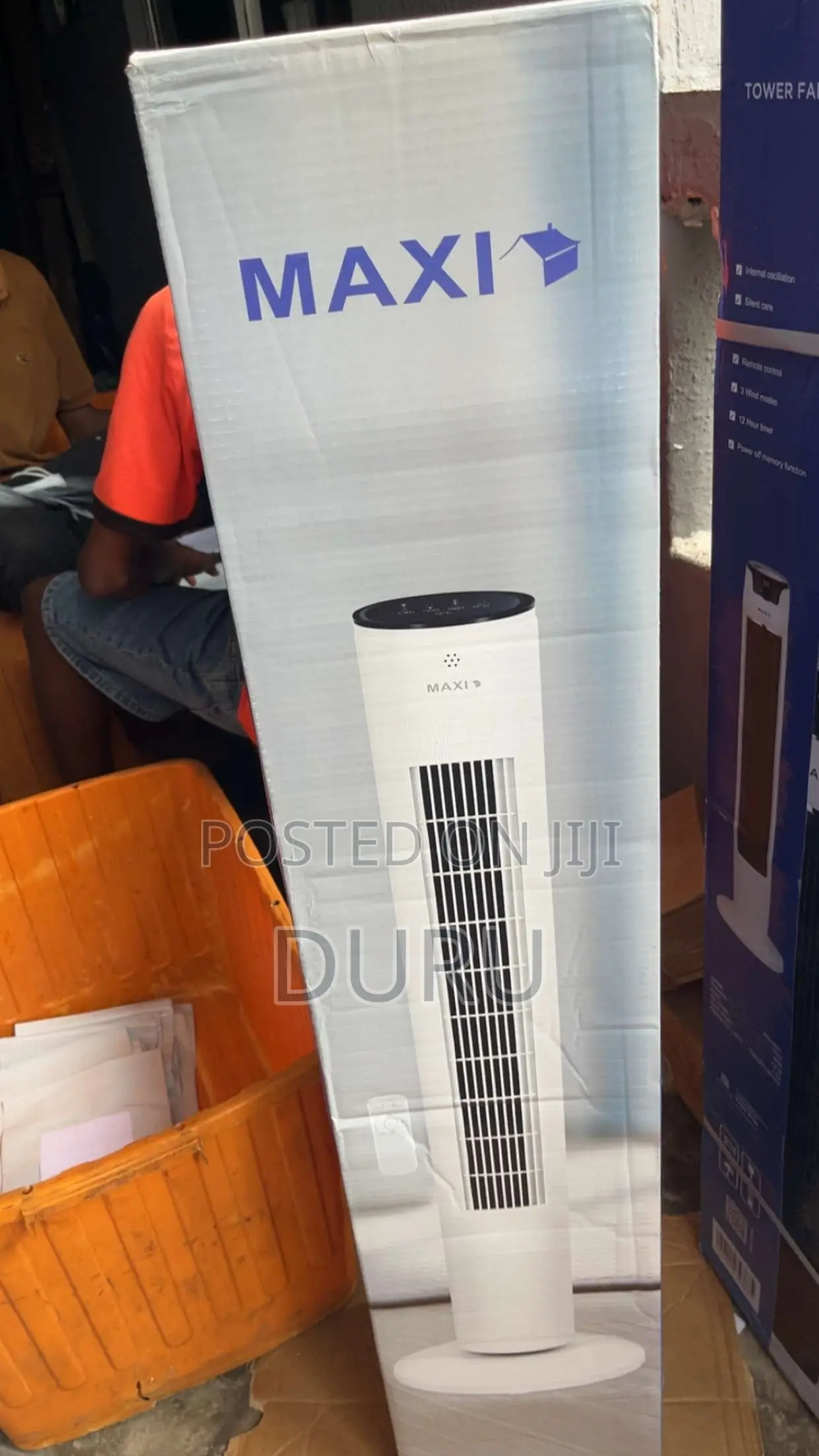 40" Maxi Oscillating Standing Tower Fan