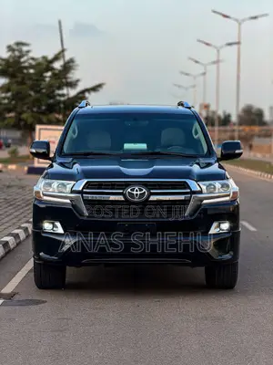 Toyota Land Cruiser 4.6 V8 GXR 2020 Black