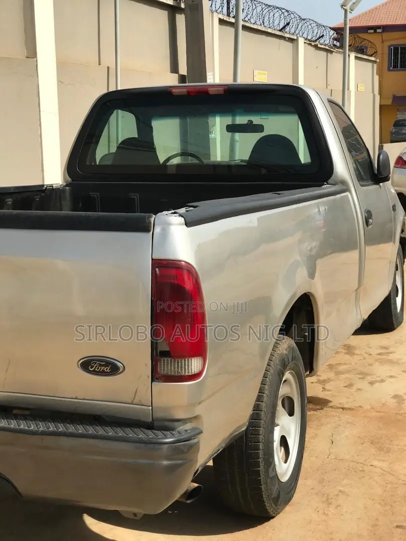 Ford F-150 Automatic 2002 Silver