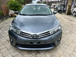Toyota Corolla 2015 Gray