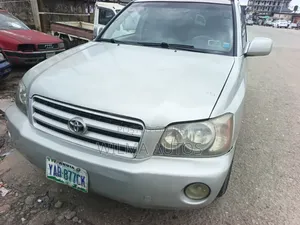 Toyota Highlander 2004 Silver