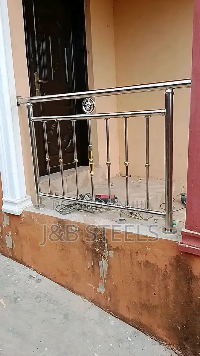 Multiple Balls Balustrades