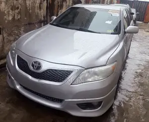 Toyota Camry 2011 Silver
