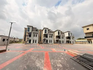4bdrm Duplex in Kado for sale