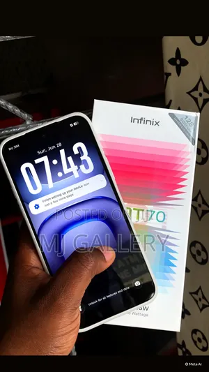 New Infinix Hot 70 128 GB Black