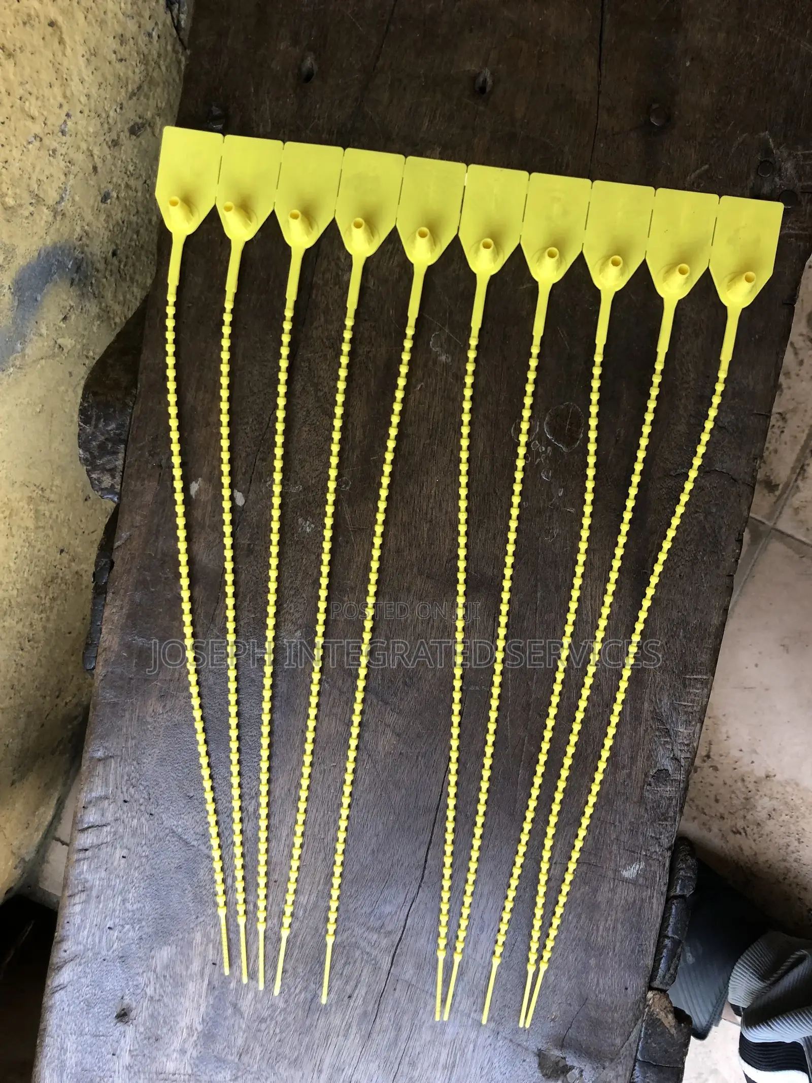 Yellow Security Seals