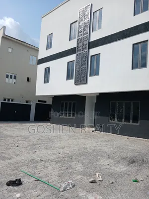 4bdrm Townhouse/Terrace in Jahi for sale