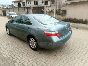Toyota Camry LE 4dr Sedan (2.4L 4cyl 5A) 2008 Green