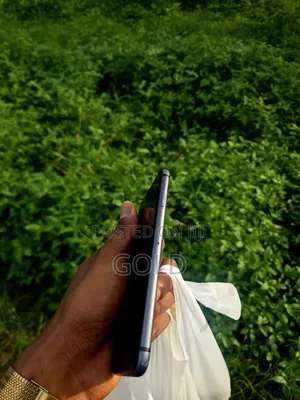 Apple iPhone 8 64 GB Black