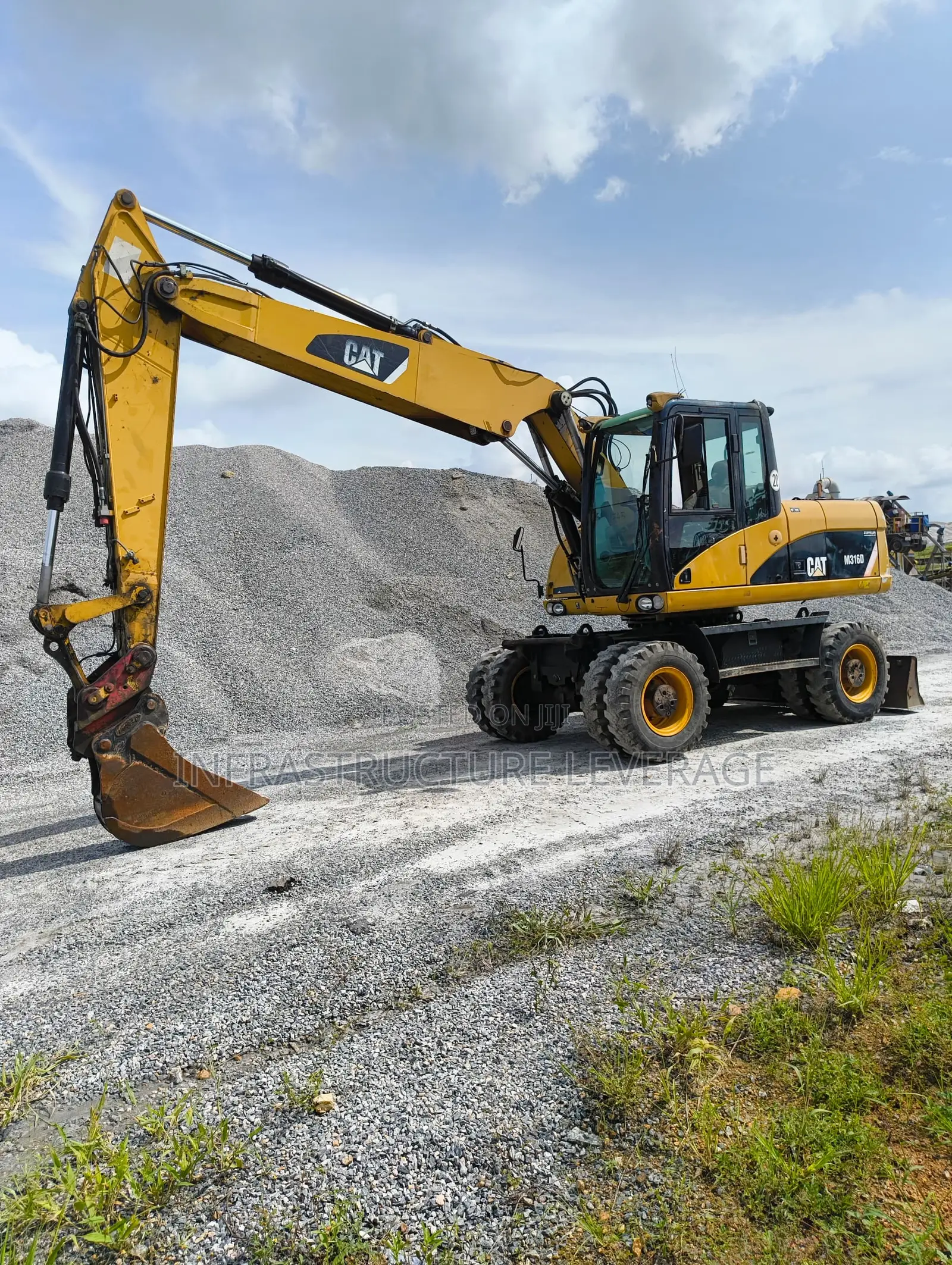 CAT 316D - Wheeled Excavator
