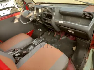 Suzuki Every 2006