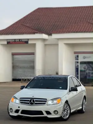 Mercedes-Benz C300 2009 White