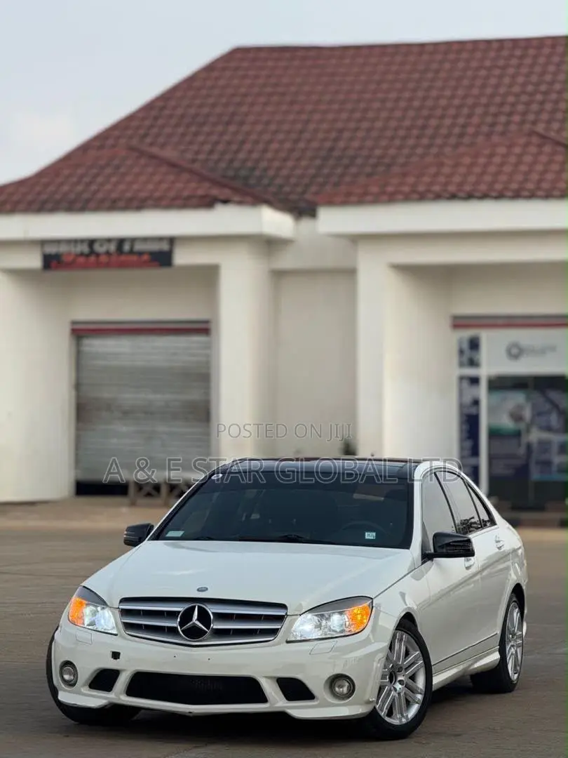 Mercedes-Benz C300 2009 White