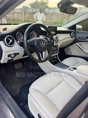 Mercedes-Benz GLA 250 2016 Silver