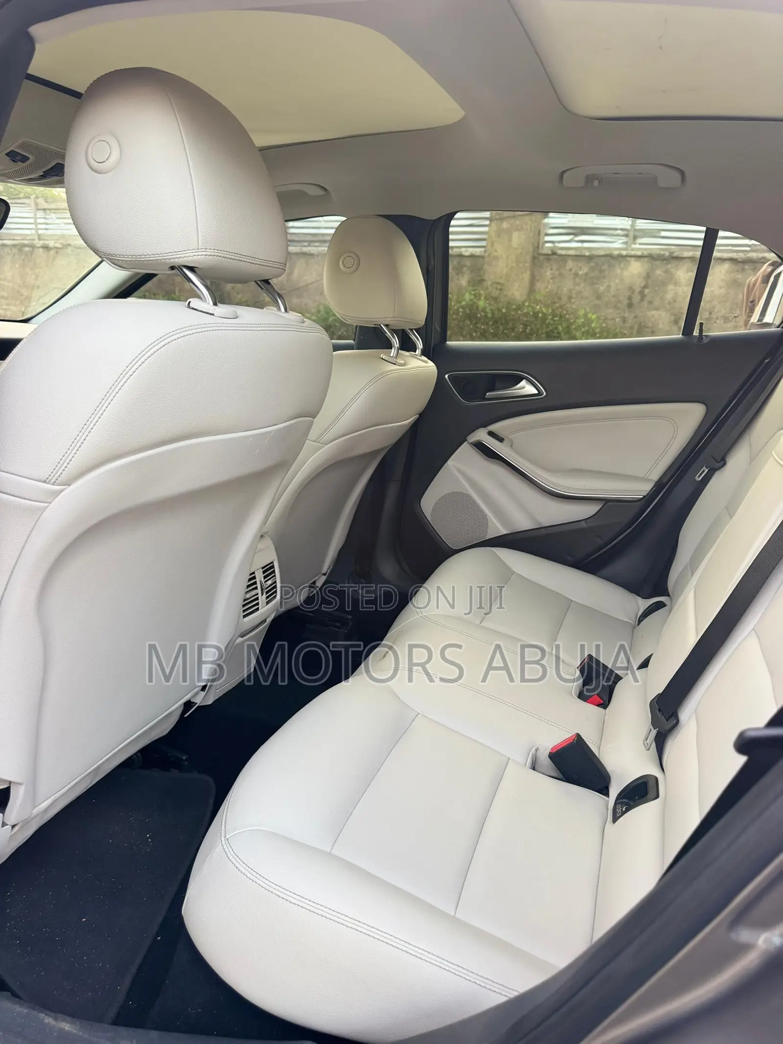 Mercedes-Benz GLA 250 2016 Silver