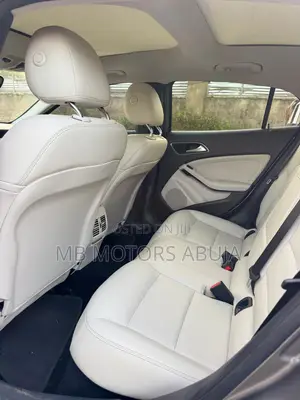 Mercedes-Benz GLA 250 2016 Silver