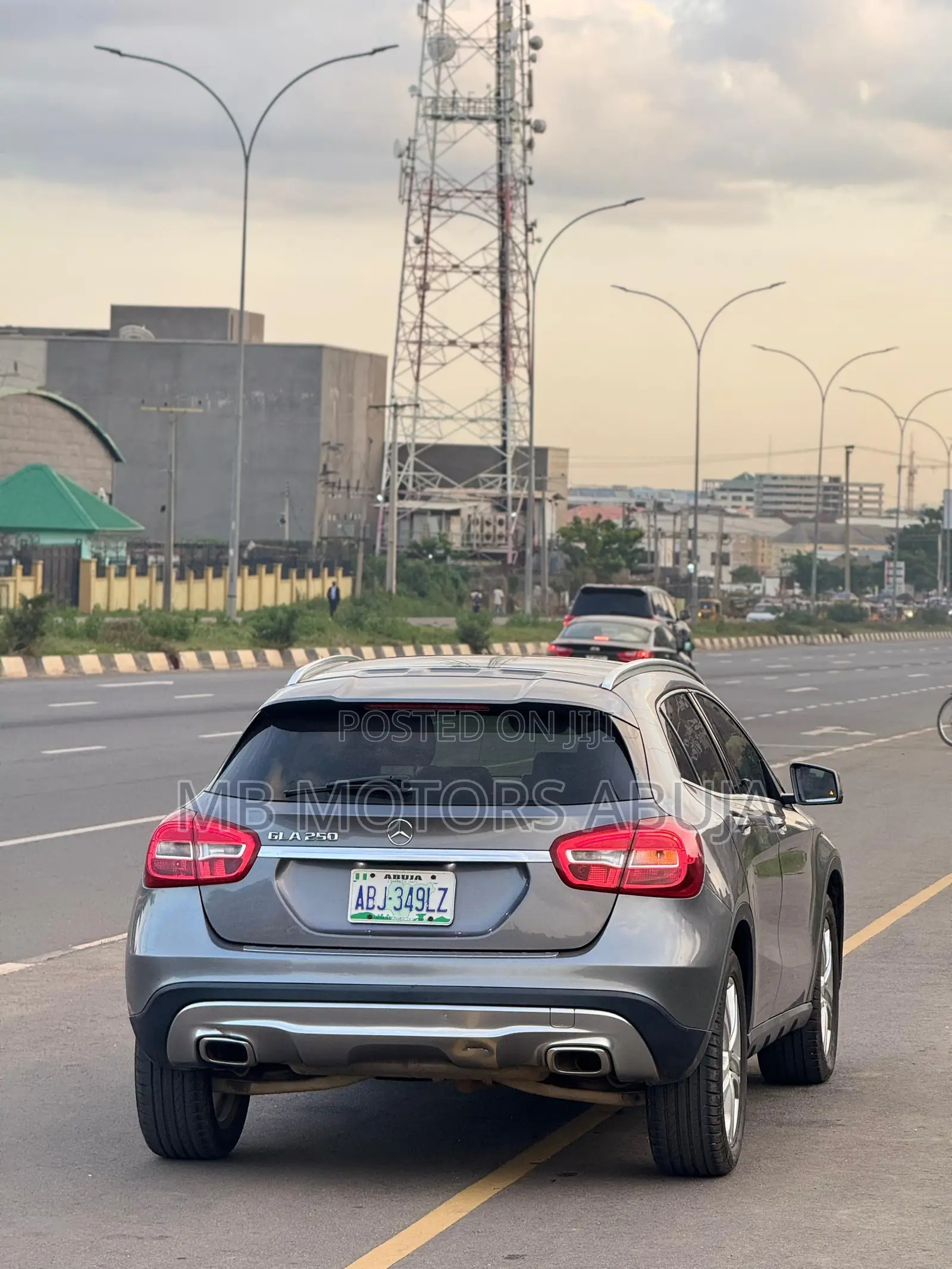 Mercedes-Benz GLA 250 2016 Silver