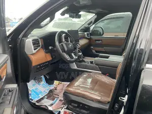 Toyota Tundra 1794 Edition CrewMax 5.5' Bed 2023 Black