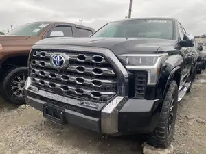 Toyota Tundra 1794 Edition CrewMax 5.5' Bed 2023 Black