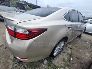 Lexus ES 2014 Gold